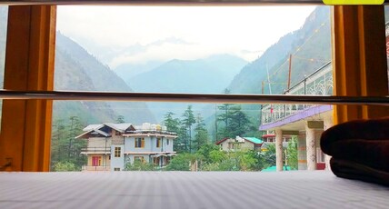 Jungle by sturmfrei Kasol Room Type - 8-bed Superior Mixed Dorm