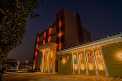 Hotel Jarul Inn Karad