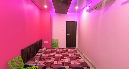 Smriti Homestay Room Type - Bedroom: 204