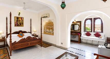 Castle Bijaipur - A Luxury Heritage Resort, Chittorgarh Room Type - Heritage Royal Suite