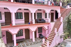 Chaukhamba Height Hotel