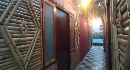 SMOKE HOUSE Room Type - room