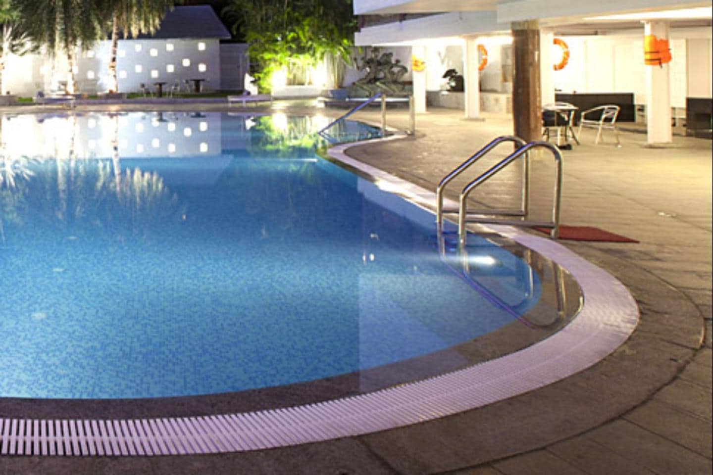 Hotel Savera - Tap to explore photos
