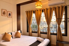 The Sunrise Inn (1.5 km from Guwahati Railway Station)