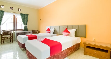 Hotel O Wisma Langen Werdhasih Room Type - Indonesia Deluxe Twin