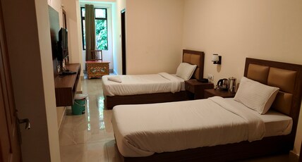 Yangkhyil Residency Room Type - DELUXE TWIN