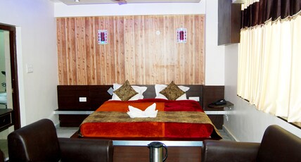 Neelam Palace Room Type - Executive Suit AC Room