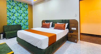 Hotel Nova Blue Room Type - Blur Junior Jacuzzi Suite Room