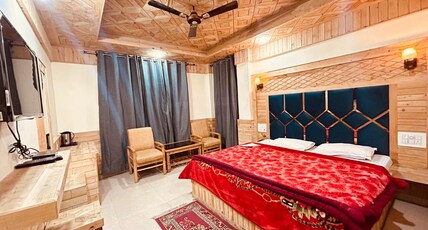 Sunrise Guest House. Room Type - Deluxe Room