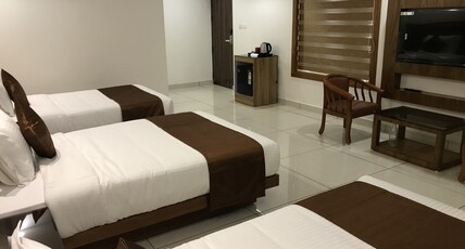 HARLEY RESIDENCY Room Type - Family Executive