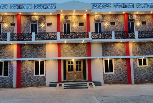 AJR HALL AND A/C ROOMS