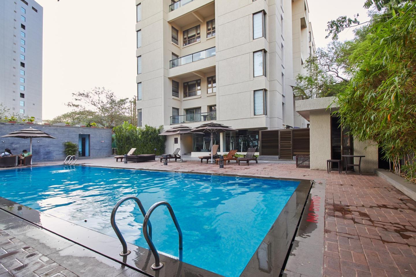 Oakwood Residence Naylor Road Pune - Tap to explore photos