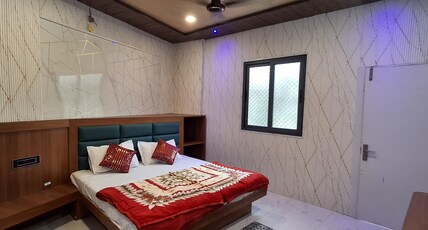 Dev Laxmi Hotel Room Type - Bedroom 102
