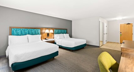 Hampton Inn & Suites Canton Room Type - 2QN MOB HEARING ACC TUB NS