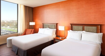 Holiday Inn Austin -Town Lake Room Type - 2 Double Standard