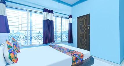 FabHotel Galaxy Stay Home Room Type - Premium Room