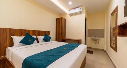 SAAD RESIDENCY Room Type - Standard Room with Air Conditioning