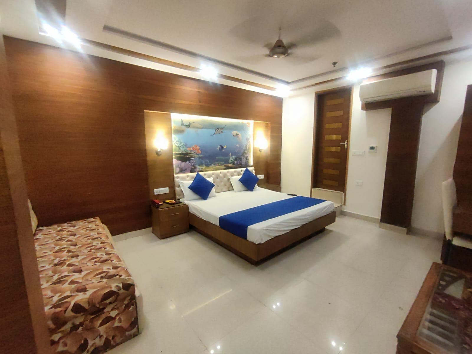 Jigyasa Palace By Mayda Hospitality Pvt. Ltd - Tap to explore photos
