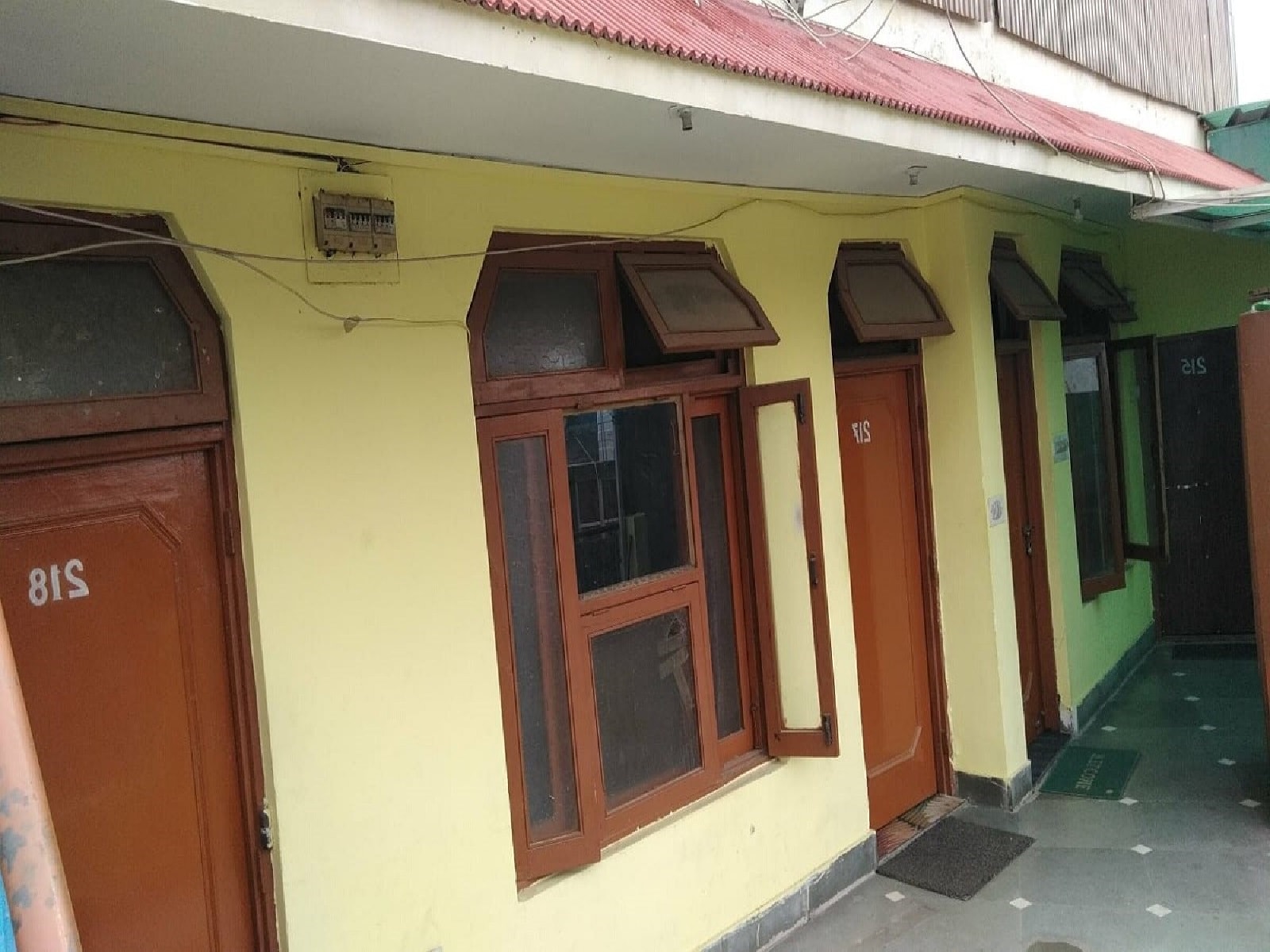 HOTEL KHAN RESIDENCY - Tap to explore photos