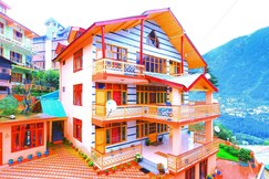 TRPOTELS Pause At Manali