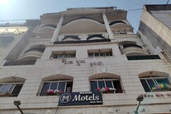 Collection O Dagdu Seth Ganpati Crossway Formerly Malwade Motels