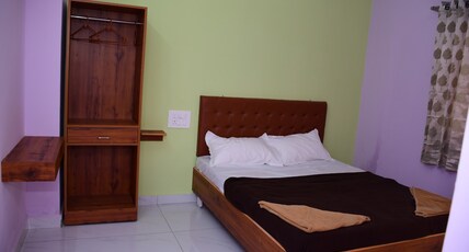 Jayam Lodge. Room Type - Standard AC