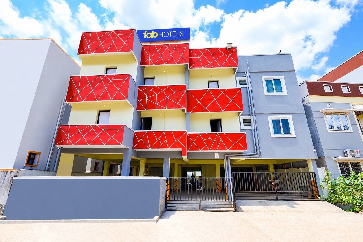 FabHotel Srinivasa Residency Sithalapakkam - Tap to explore photos