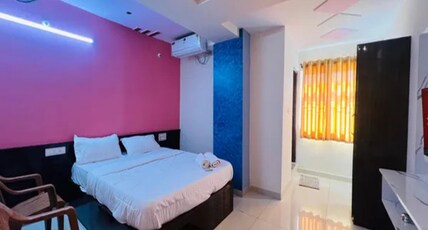 FabHotel Saanidhya Comforts Room Type - Deluxe Room