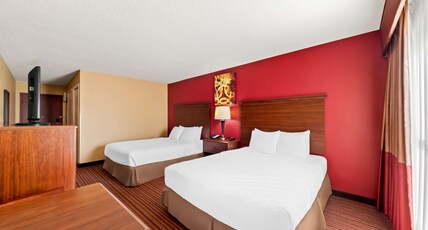 Best Western Plus Fiesta Inn Room Type - 2 Queen Beds, Mobility Accessible, Communication Assistance, Bathtub, Non-Smoking, Full Breakfast