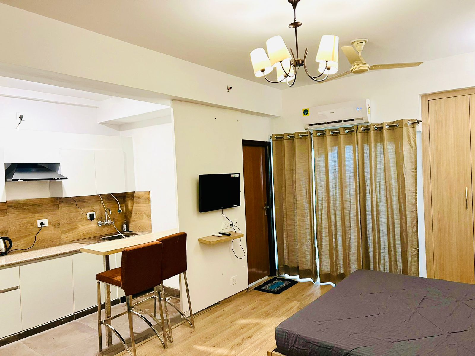 Noida Suites - Tap to explore photos