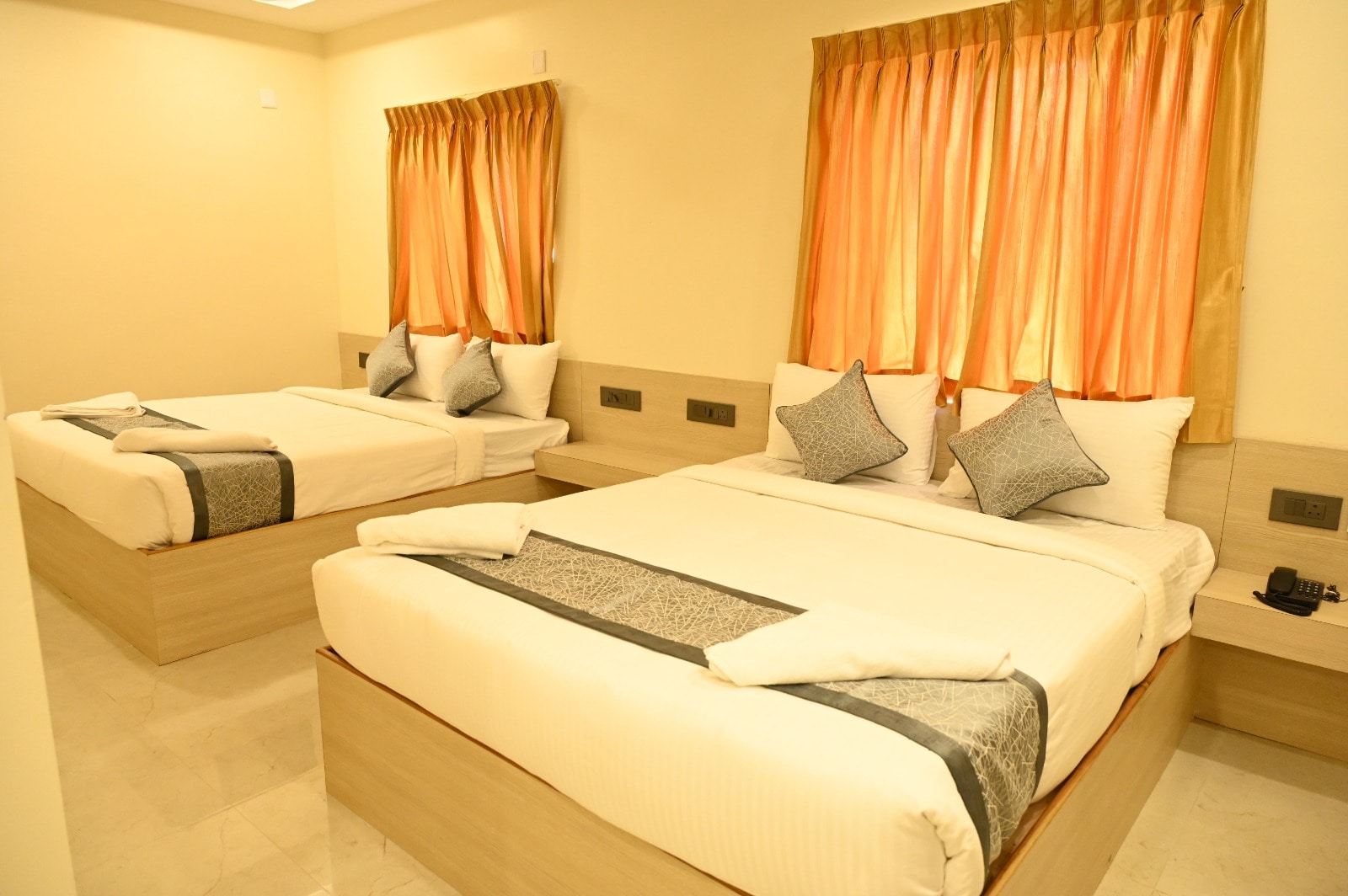 Hotel Siya Grand - Tap to explore photos