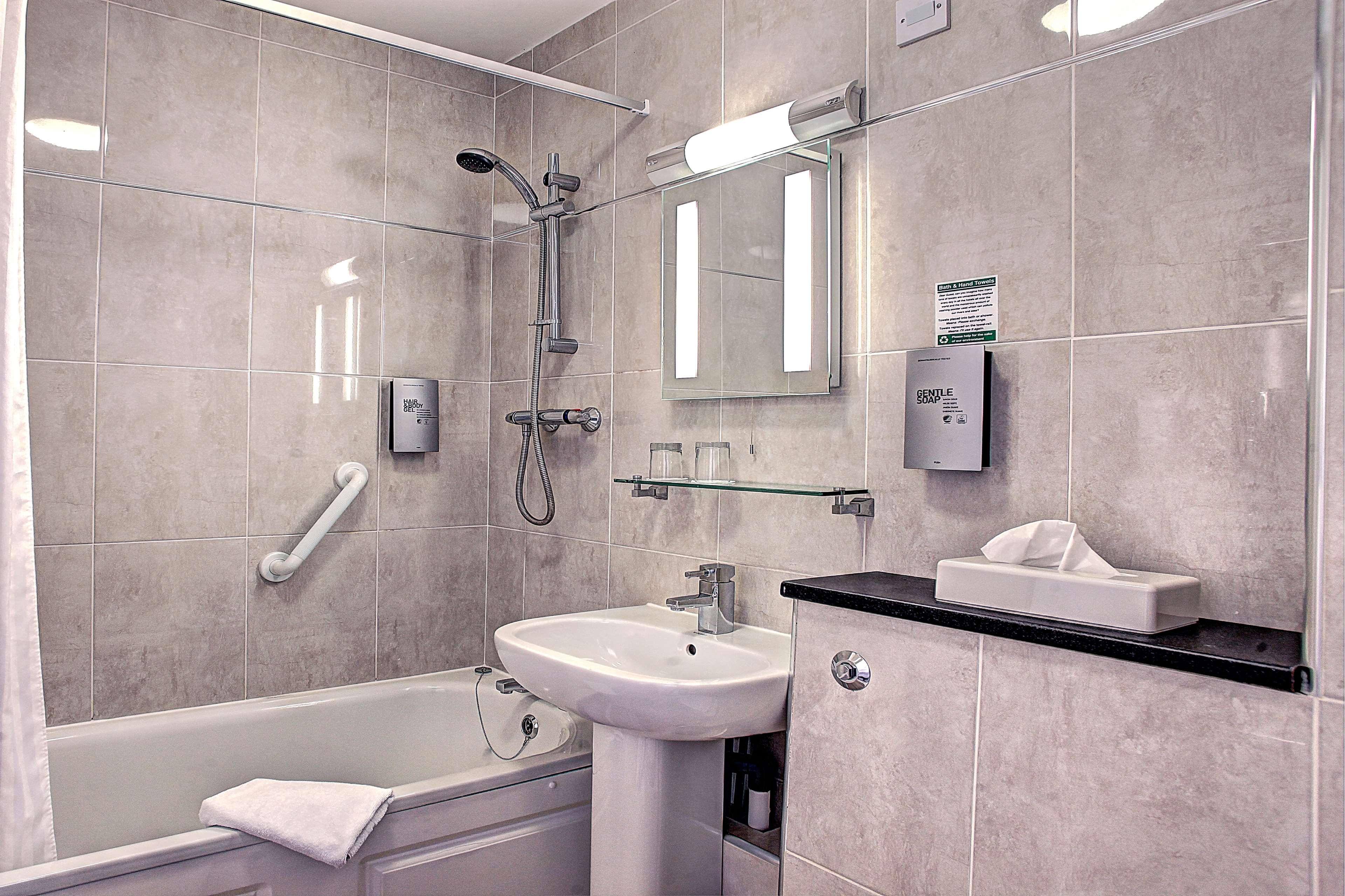 Best Western Gatwick Skylane Hotel - Tap to explore photos