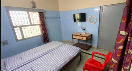 HOTEL SURATH PALACE Room Type - DOUBLE BED NON AC