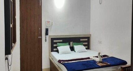 DUTTA GUEST HOUSE Room Type - Standard Double AC