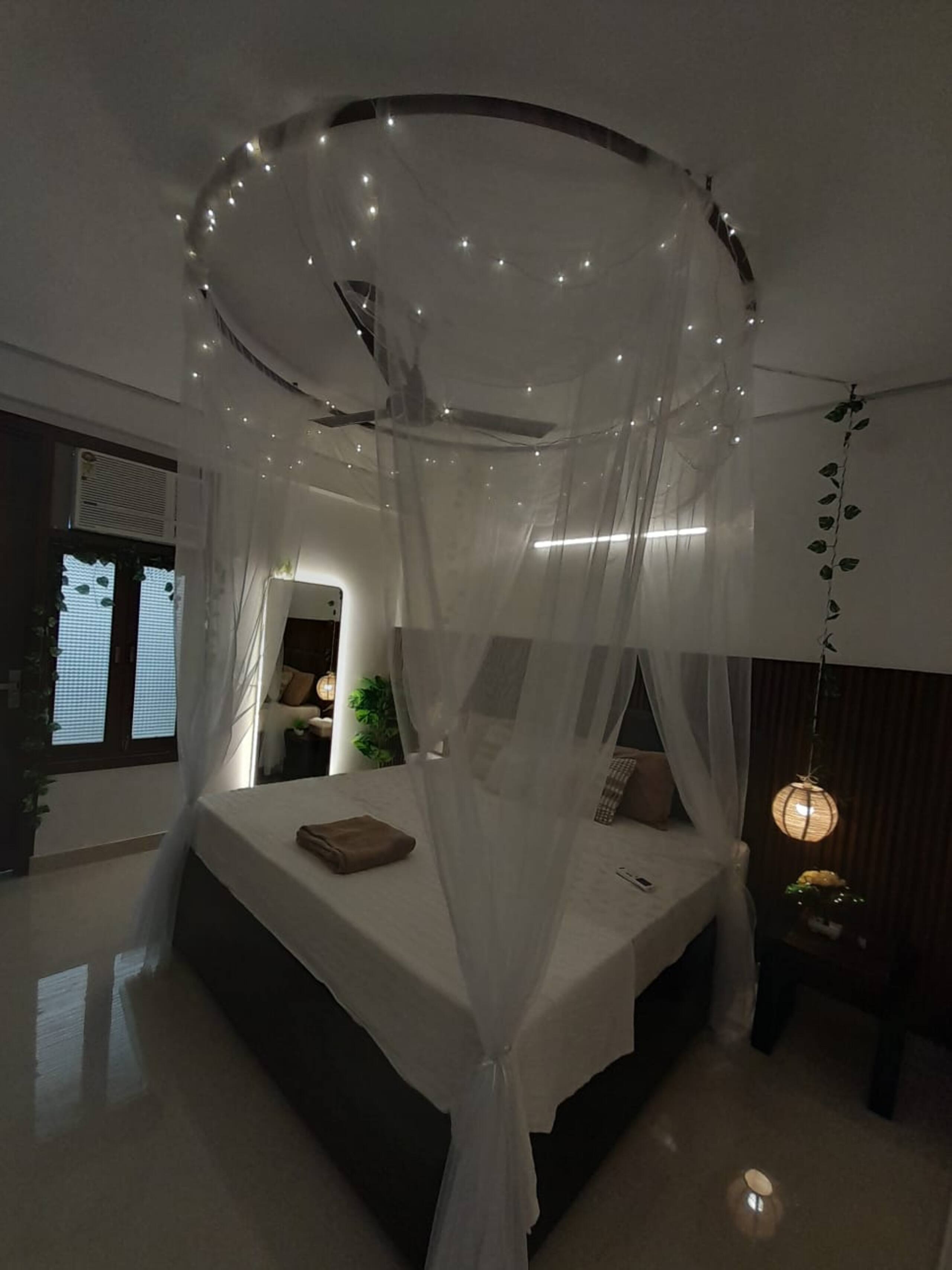 Meevora Homes Near Select City Walk Saket - Tap to explore photos