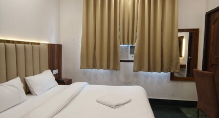 Vellora Inn Room Type - Deluxe Room