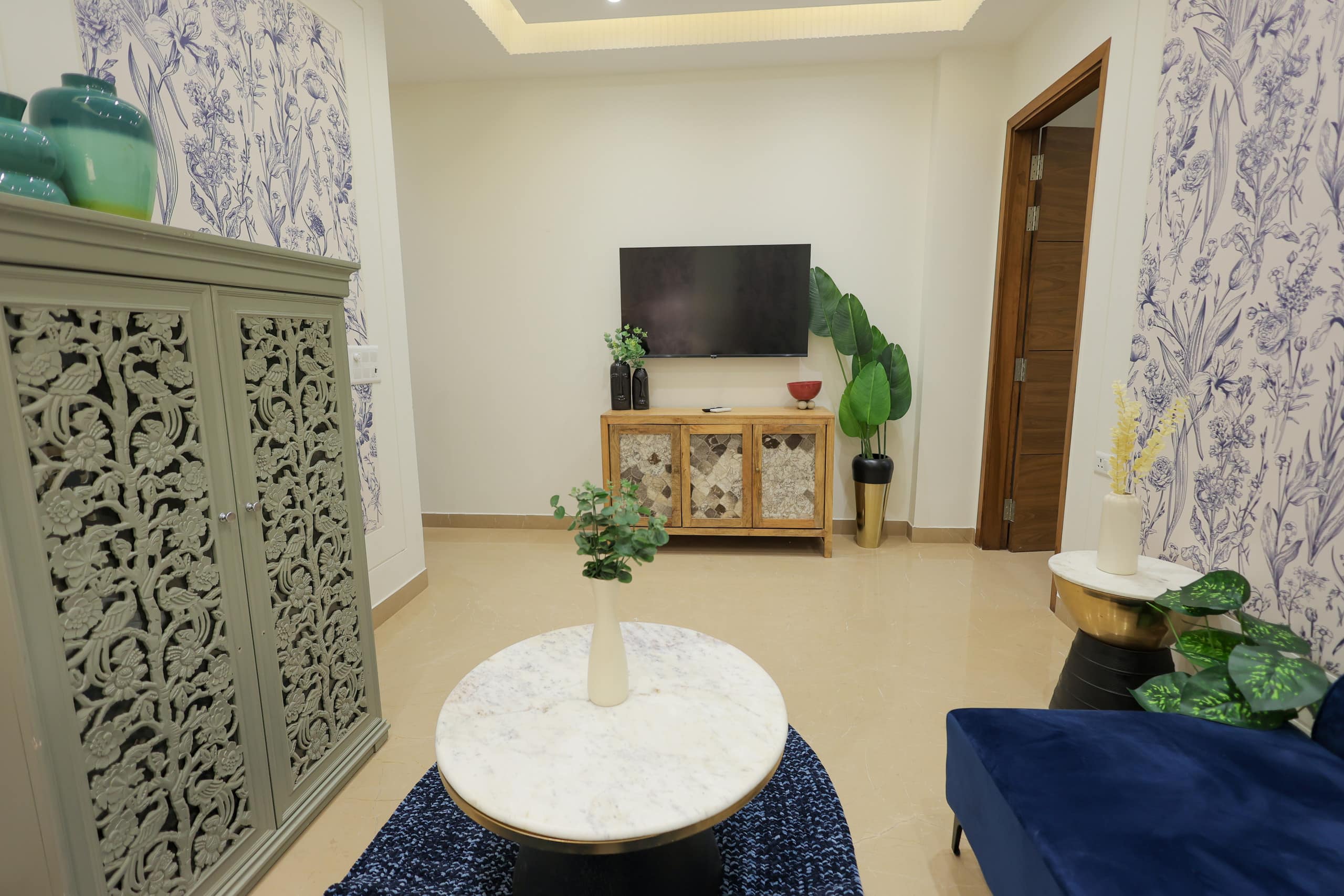 A Designer's Diary Luxury Stay in Delhi 2BHK - Tap to explore photos