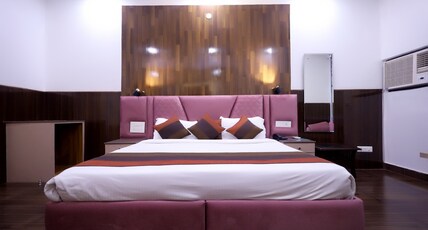 Hotel Krishna Sagar Room Type - Deluxe Room