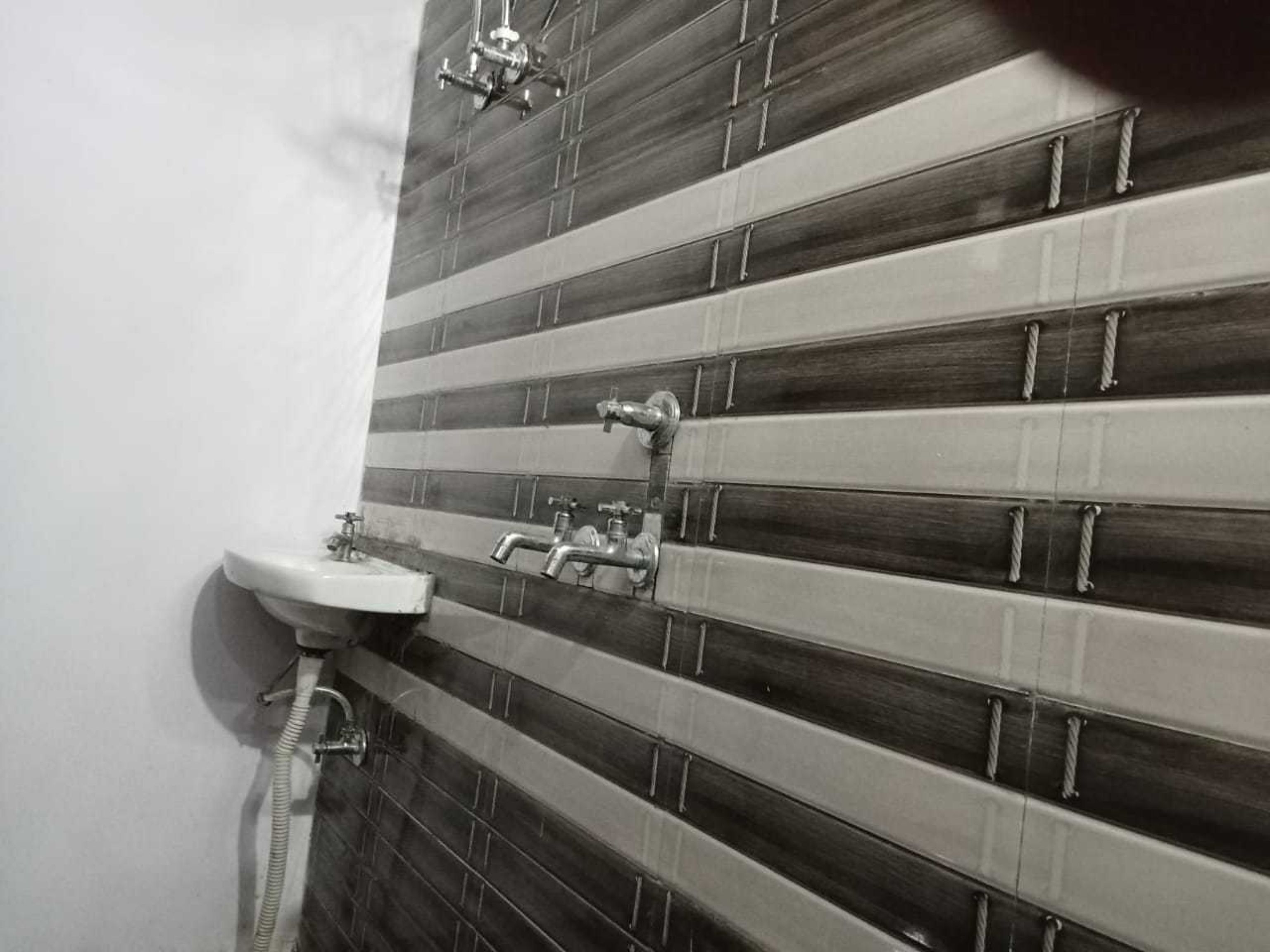 Hotel O The Honirav Hotel - Tap to explore photos