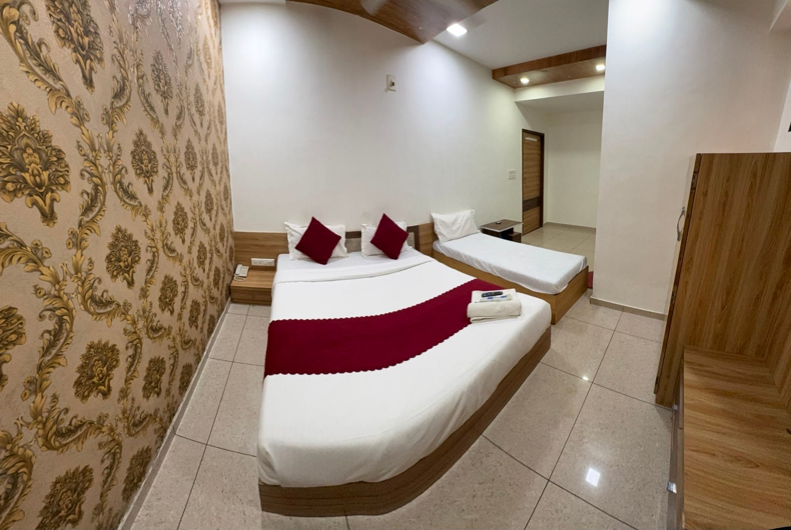 Hotel Yuvraj - Tap to explore photos