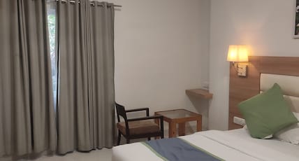 Blu orchid Udaipur Room Type - Bedroom 11