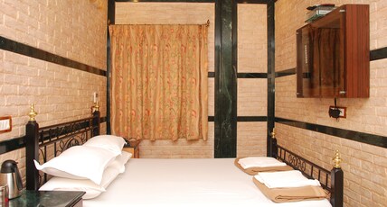 Hotel Hira Room Type - Luxurious Room