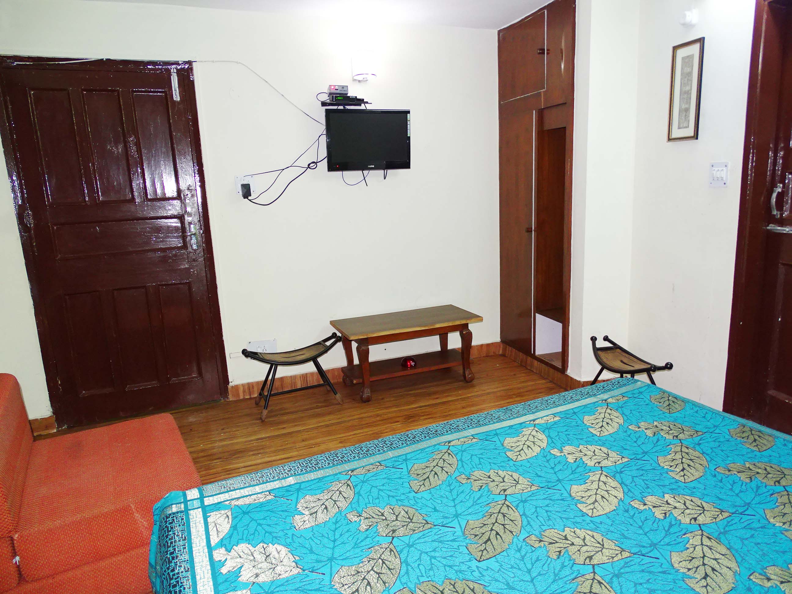 Hotel Samrat SS - Tap to explore photos