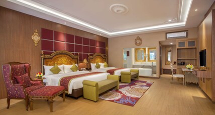 Ramada Suites by Wyndham Solo Room Type - 1 Queen Bed, Superior Residence, Non-smoking