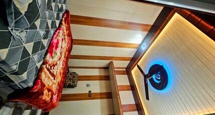 S.R. Palace Room Type - Bedroom 2