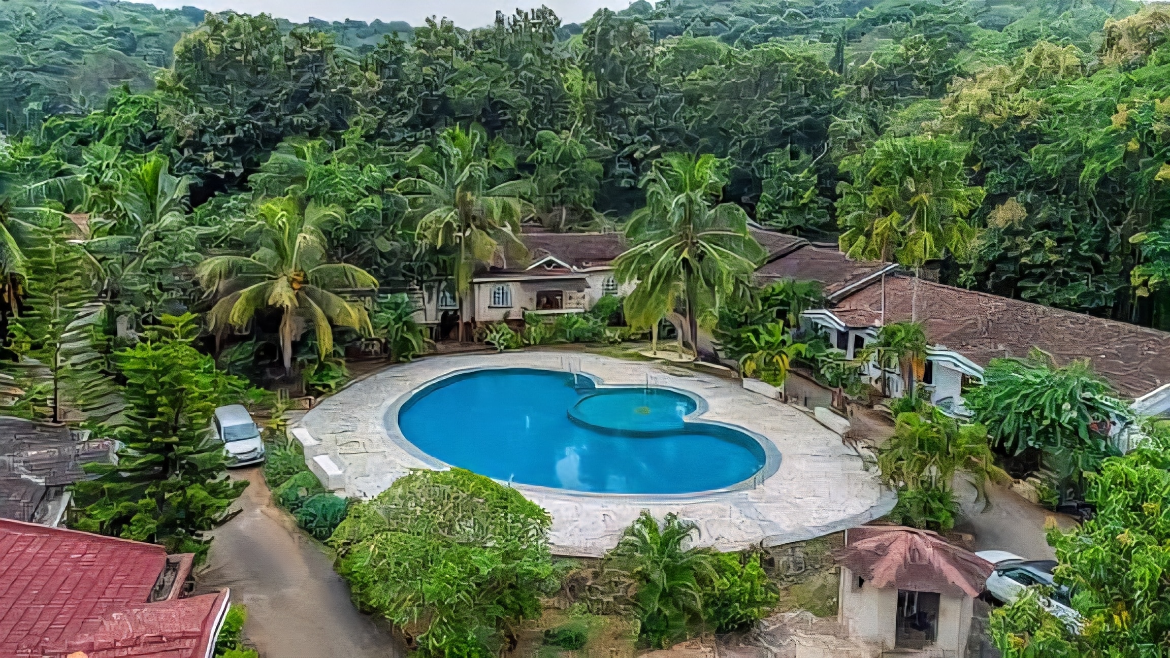 Casa Jyotsana Villa w Pool near beach eateries - Tap to explore photos