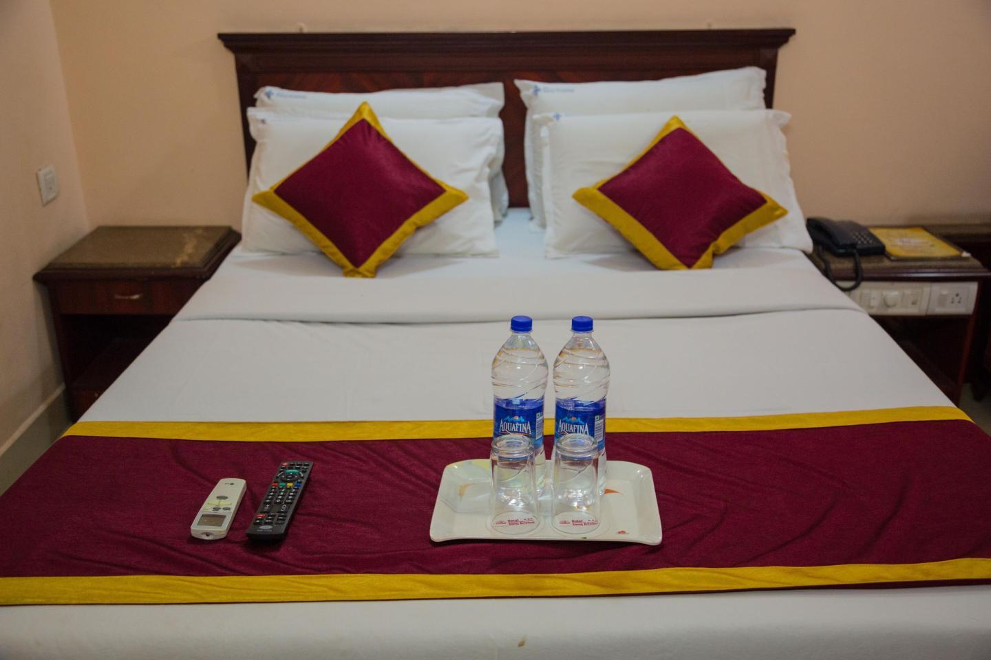 Hotel Saroj Krishna - Tap to explore photos