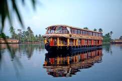 Kerala Backwater Houseboat