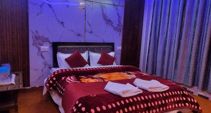 Night In Paradise Janki Chatti Room Type - Deluxe Double Bed Room