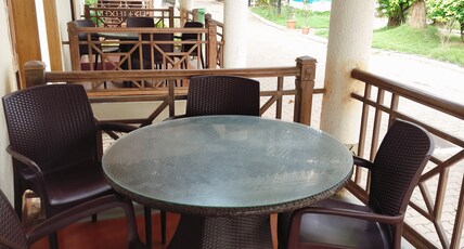 Golden Swan Beach Resort Room Type - SEA FACING COTTAGE WITH VERANDAH